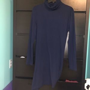 💕3/$25 SHEIN Navy Turtle Neck Dress